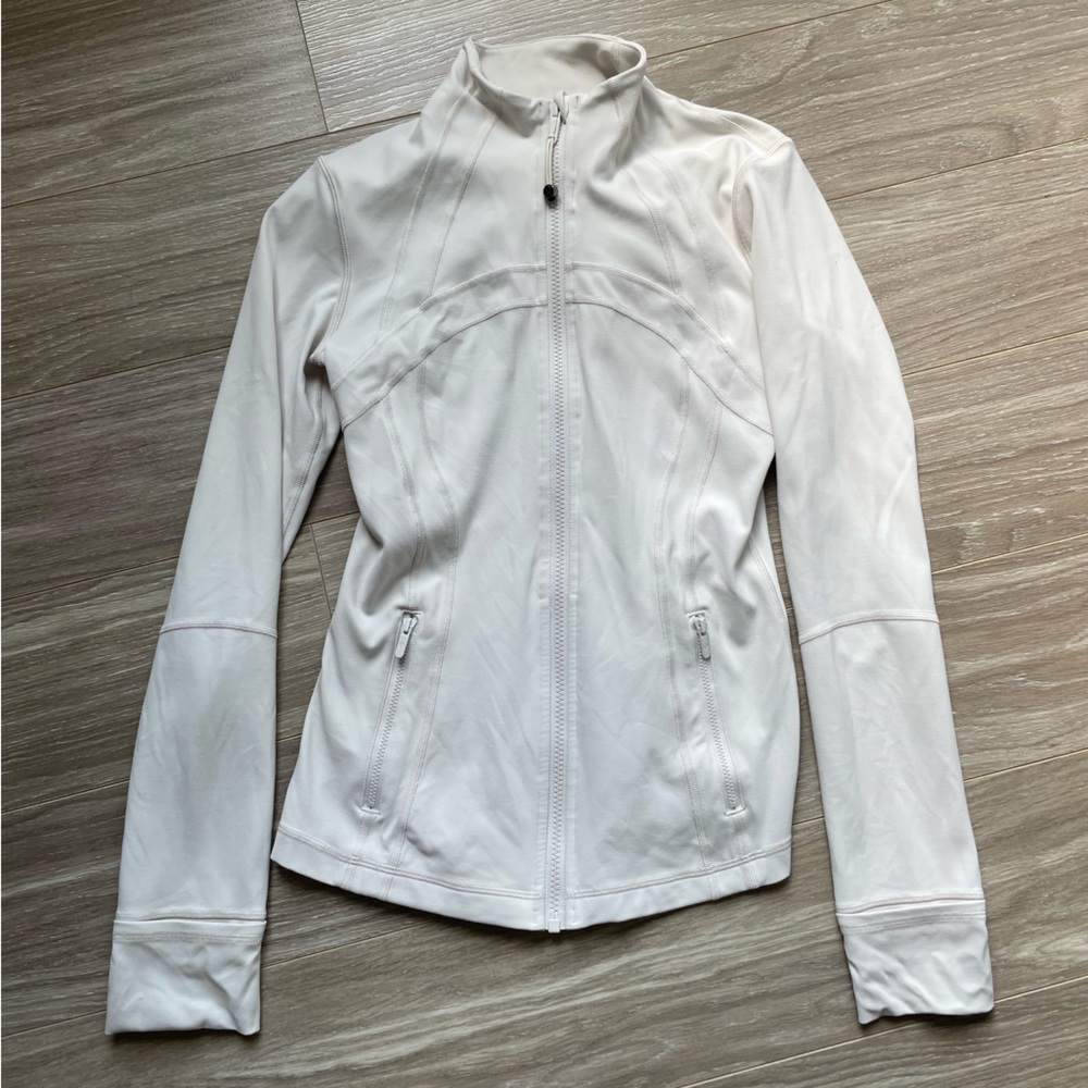 Lululemon Women’s Define Jacket in Bone Ivory Sz 6 EUC - Picture 2 of 9